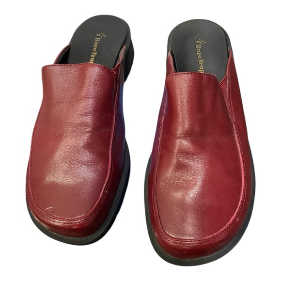 👡 Bear Traps Red Leather Slip-On Mules Comfort Loafers Women’s Size 8 - Picture 2 of 7